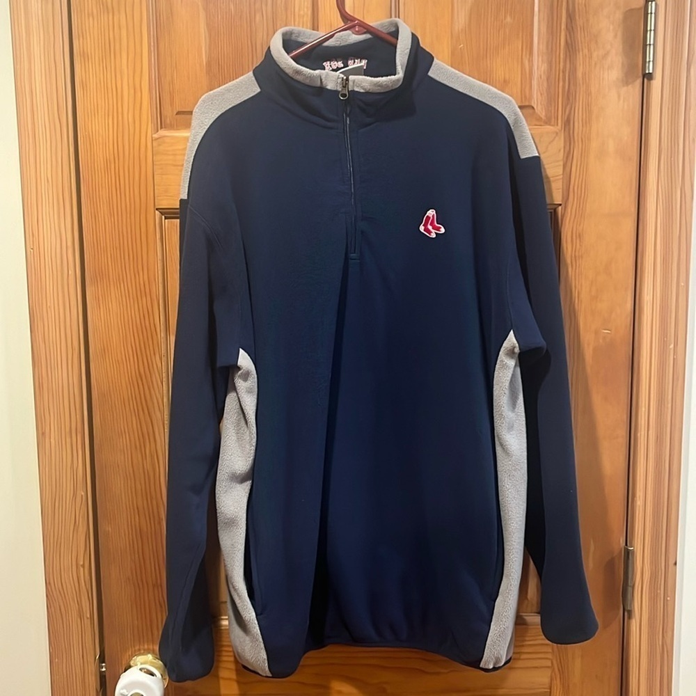 Majestic men’s fleece Boston Red Sox quarter zip pull over size large .